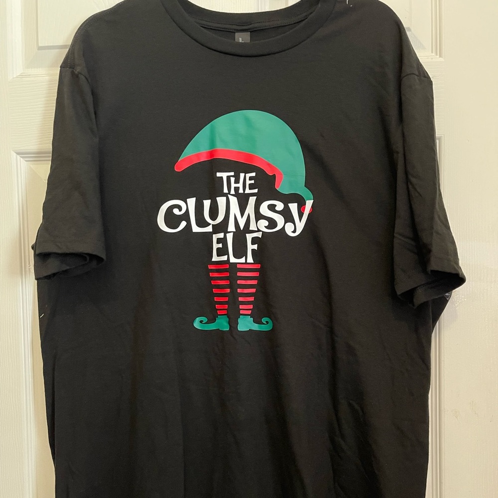 🔥 Holliday T-shirt
